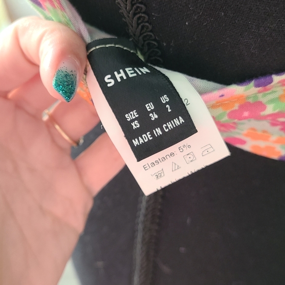 Croptop - Picture 4 of 4